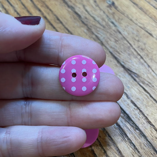Button, Pink with White Spots Resin, 19mm