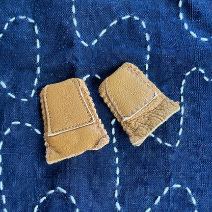 Leather Thimble Set