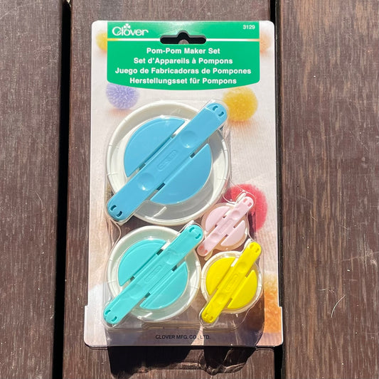 Pom-Pom Maker Set